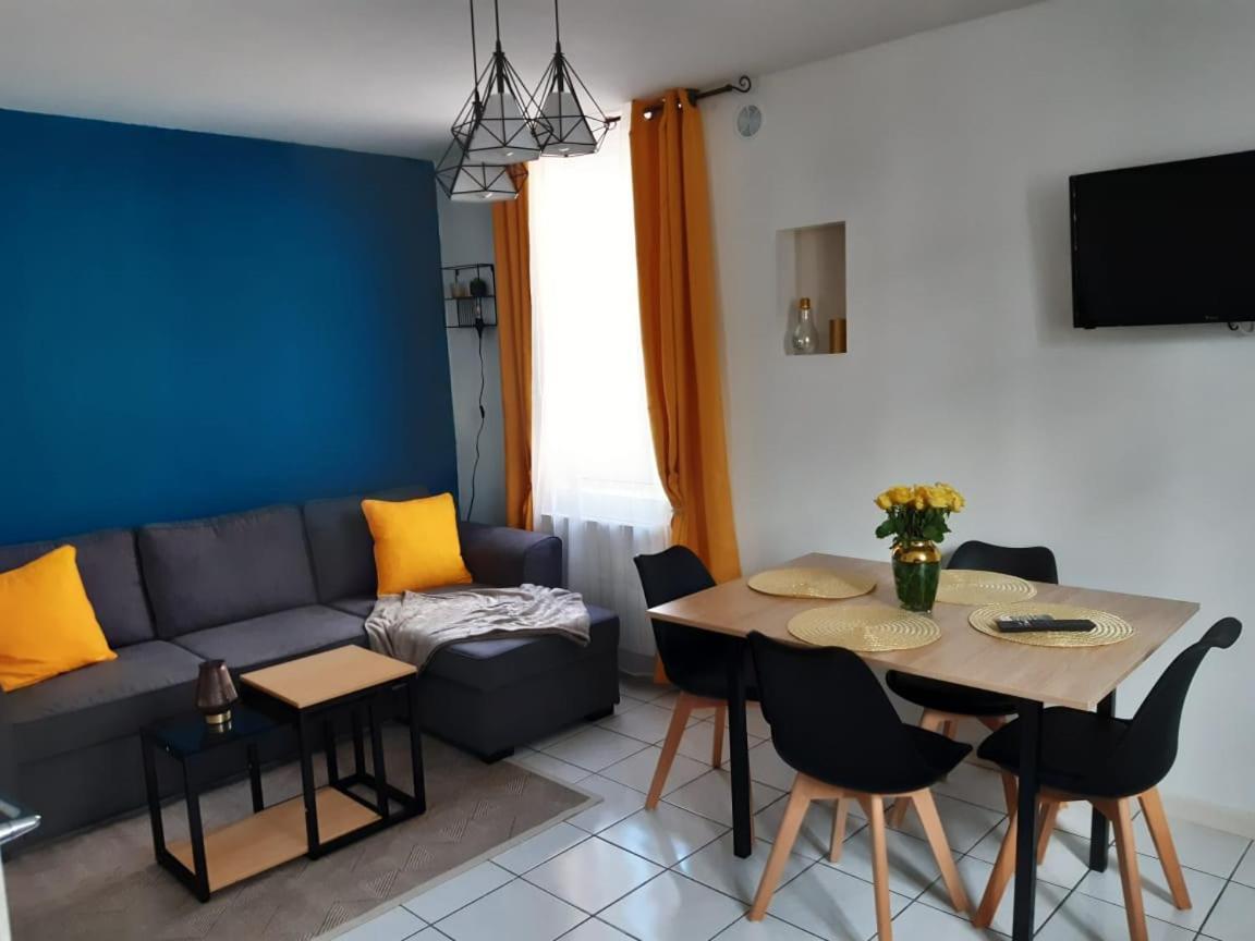 O Bon Endroit Apartment Carcassonne Bagian luar foto